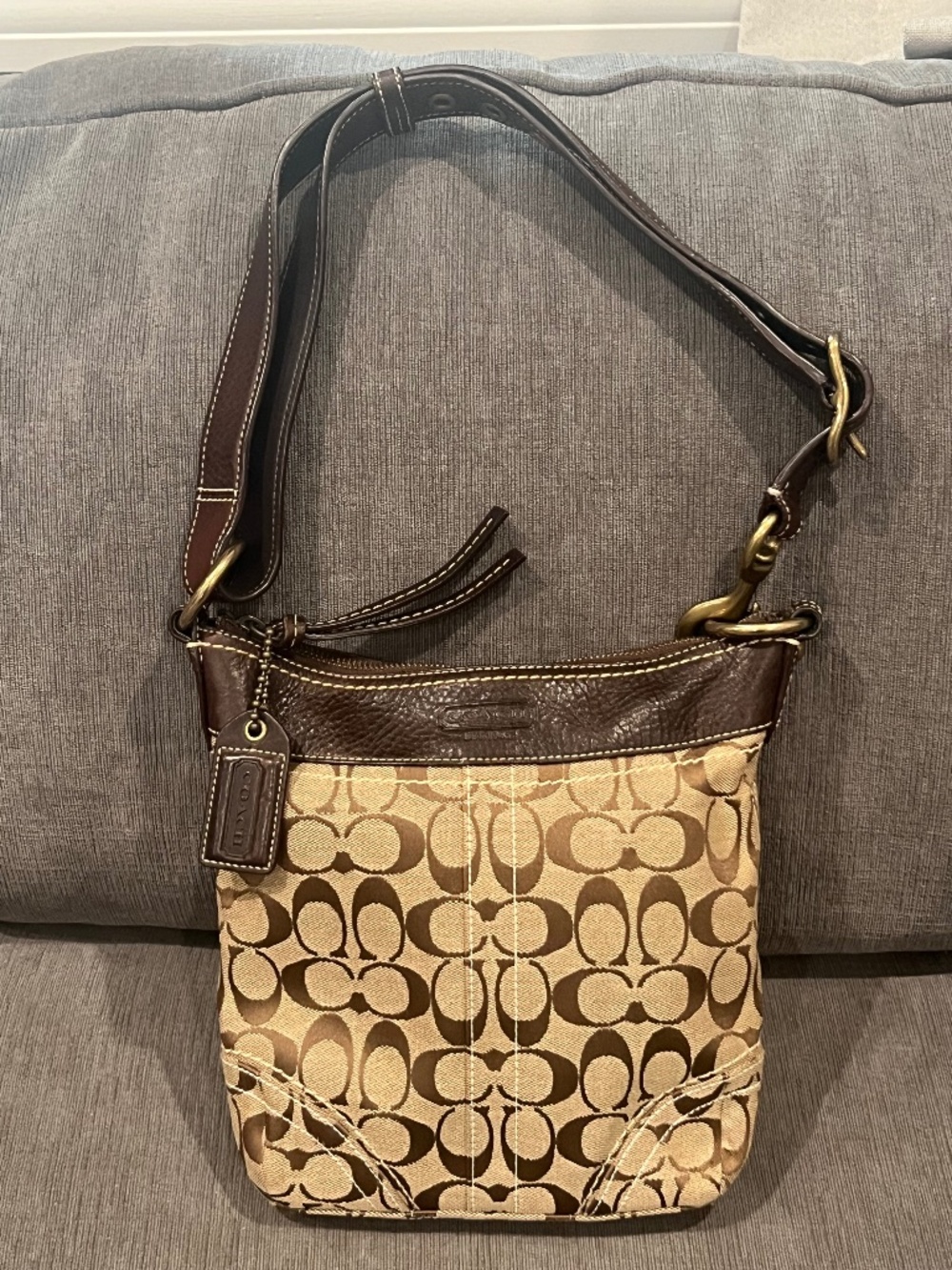 Coach Vintage Signature Bag 10402